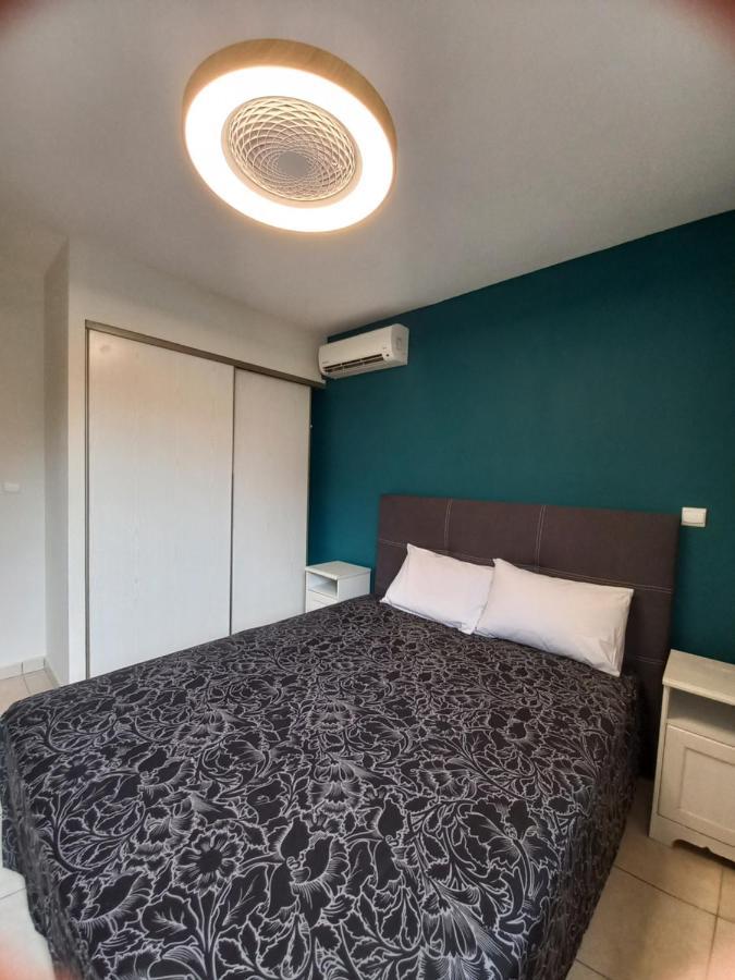 Bel Appartement avec terrasse proche des plages Saint-Gilles Les Bains Extérieur photo